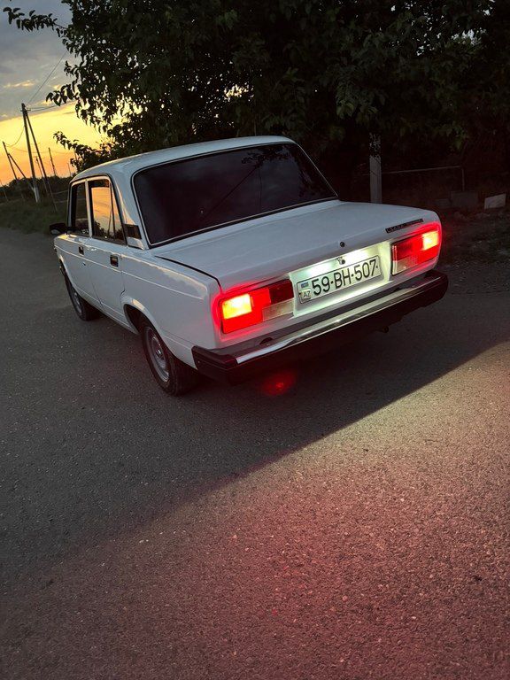 Lada (VAZ) 2107, 1.6 L, 1991 il, 300 000 km — Avtomobillər, Yevlax (2)