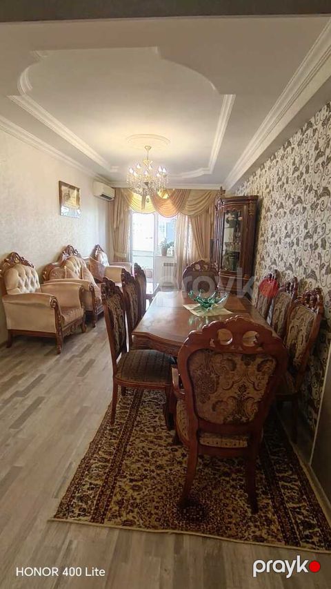 4-otaqlı yeni tikili, Əsəd Əhmədov küç. 26, 136 m²