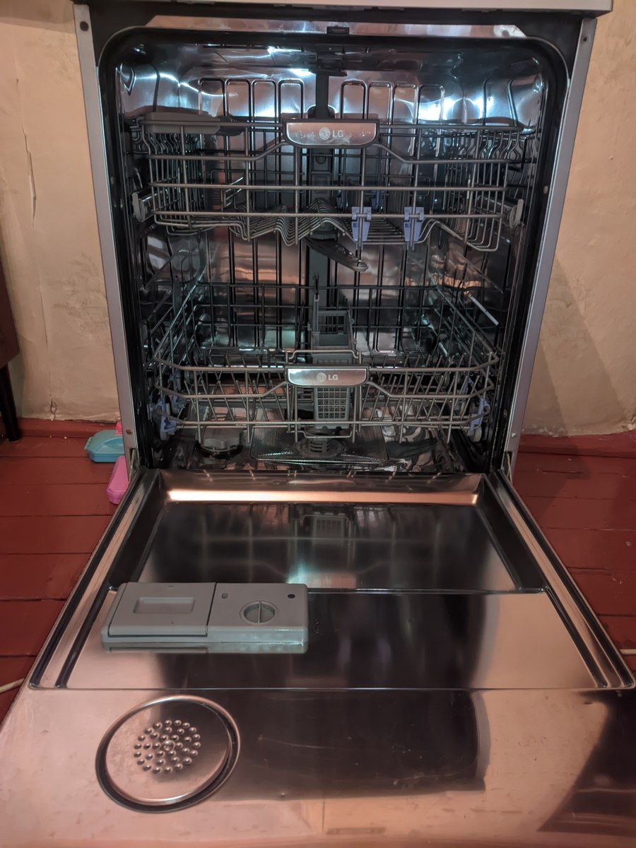 Qabyuyan LG — Ev texnikası, Bakı (3)