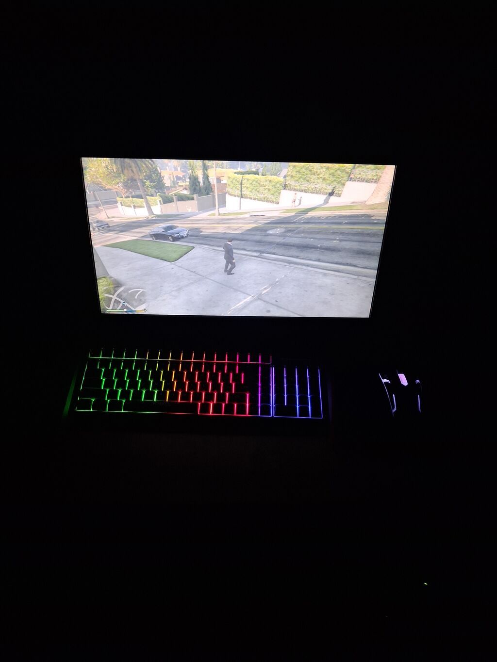 Fujitsu L20T-3 LED monitör + RGB klaviatura və oyun siçanı dəsti — Elektronika, Bərdə