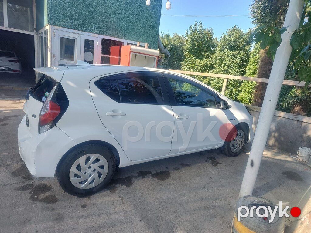 Toyota Aqua, 1.5 L, 0.87 kWh, 2018 il, 155 555 km — Avtomobillər, Bakı (2)