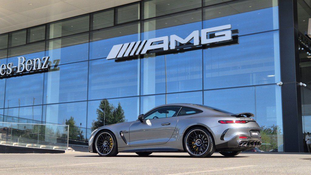 Mercedes AMG GT 63 4MATIC+, 4.0 L, 2024 il, 16 500 km — Avtomobillər, Bakı (6)
