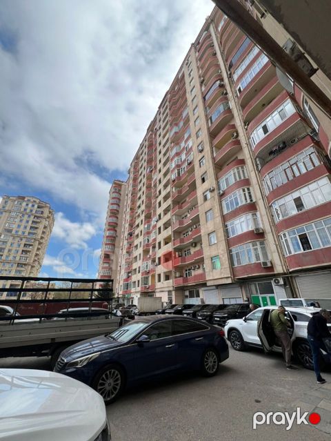 4 otaqlı, Yeni tikili, 155 kv. m
