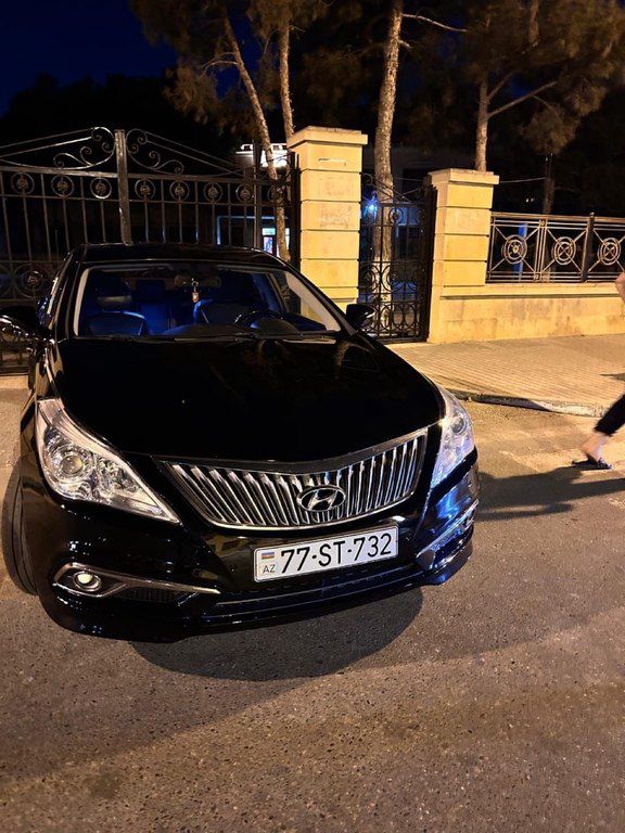 Hyundai Grandeur, 2.2 L, 2016 il, 210 000 km — Avtomobillər, Bakı (12)