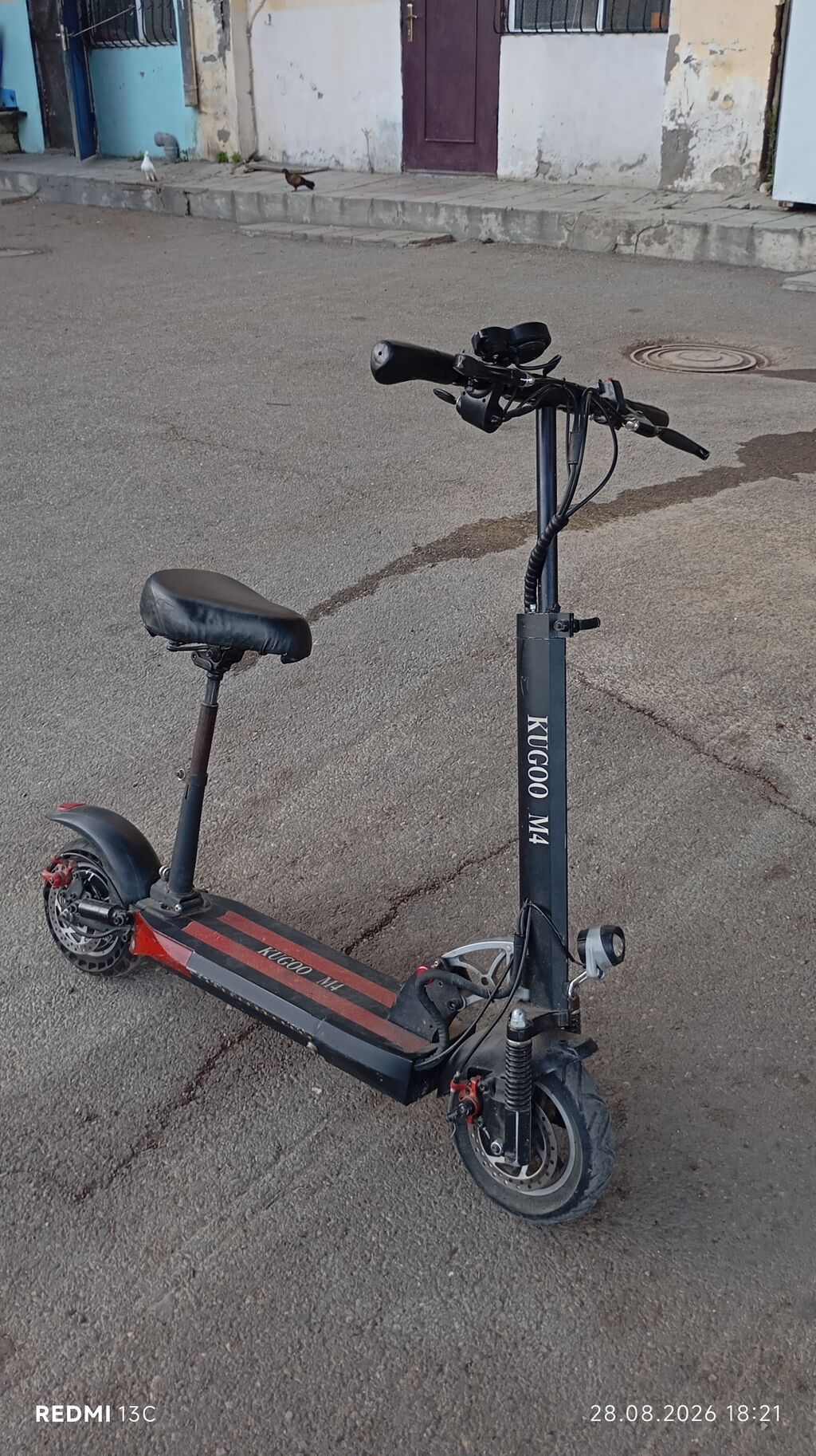 Kugoo M4 elektrik skuter - Güclü ön işıq və siqnal/zəng düyməsi olan — Mallar, Digah (2)