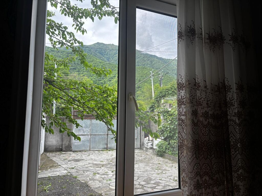 120 kv. m, 4 otaqlı, Kombi, Qaz, İşıq — Daşınmaz əmlak, Qax (8)