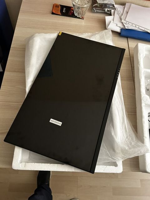 27" LED Monitor – model: AELD2701 Xüsusiyyətlər: - Ekran ölçüsü: 27 — Bakı