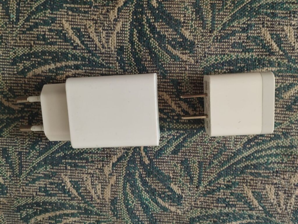 İki ədəd divar adapteri (USB çıxışlı) 1) Xiaomi 2 si bir yerde 30 — Şarj cihazları, Bakı (3)