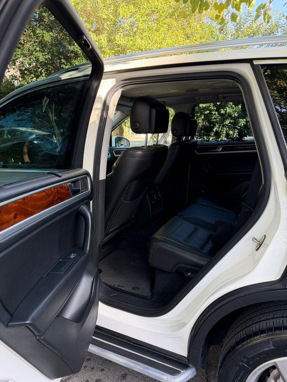 Volkswagen Touareg, 3.6 L, 2010 il, 160 000 km — Avtomobillər, Bakı (8)