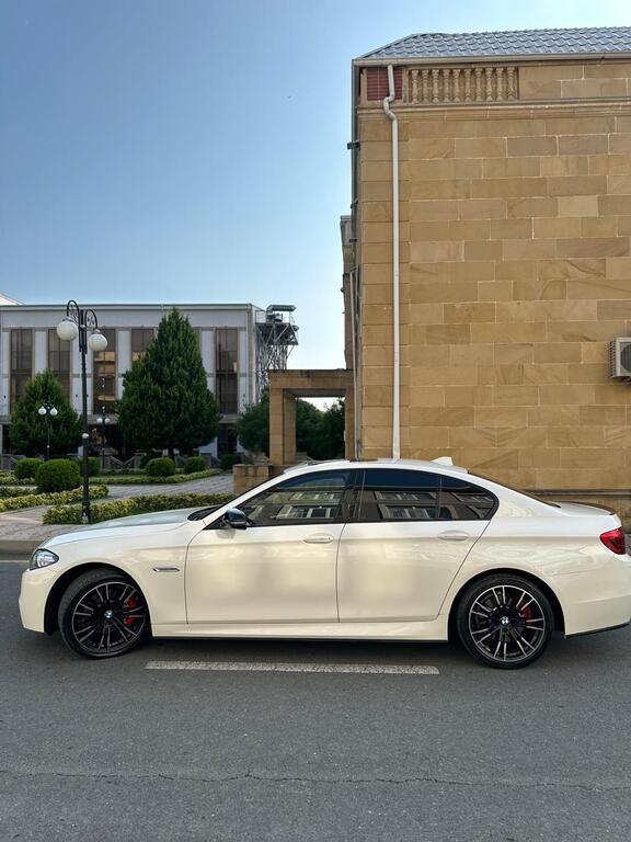 BMW 528, 2.0 L, 2014 il, 230 000 km — Avtomobillər, Bakı (8)