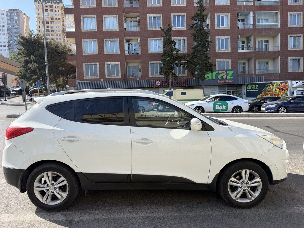 Hyundai Tucson, 2.0 L, 2010 il, 210 000 km — Avtomobillər, Bakı (4)