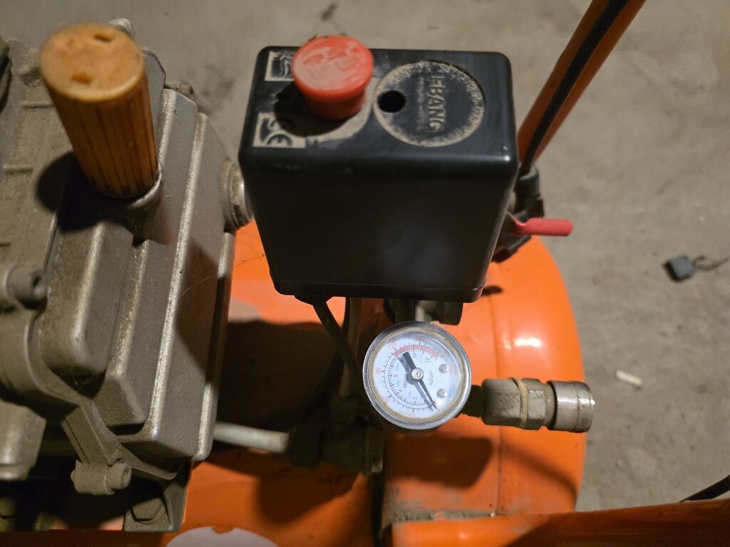 50 l, İşlənmiş — Mallar, Saatlı (4)