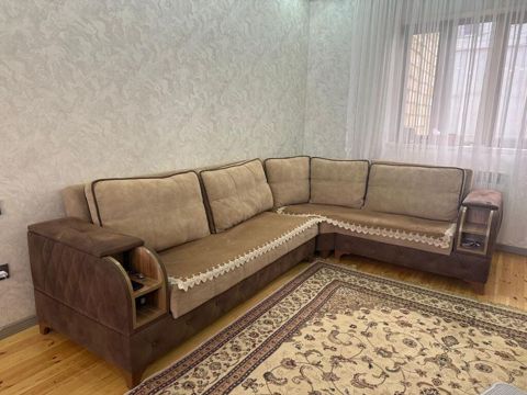 Endirim edildi. Kunc divan satilir. Qiymet 220 azn.Unvan — Bakı
