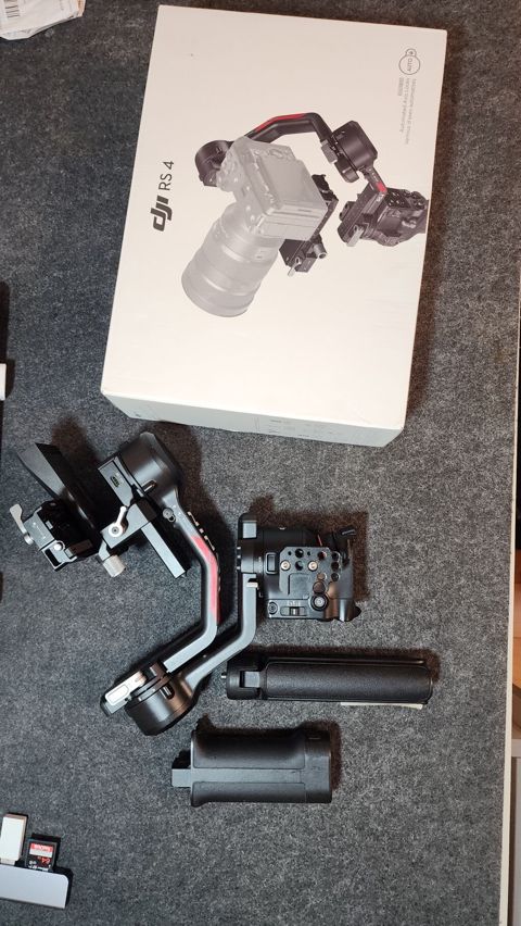 DJI RS 4 kamera stabilizatoru yeniden ferqlenmir ideal veziyyetdedir — Bakı