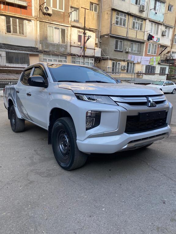 Mitsubishi L200, 2.4 L, 2021 il, 185 000 km — Avtomobillər, Bakı (3)