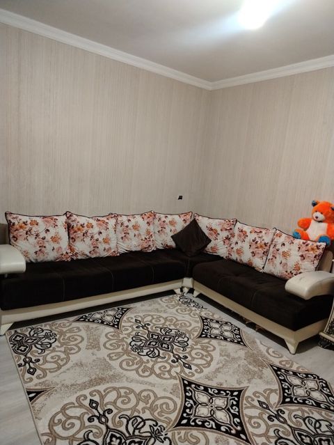 L formalı yumşaq künc divan dəsti - Dizayn: İki hissəli L-forma; tünd — Xırdalan