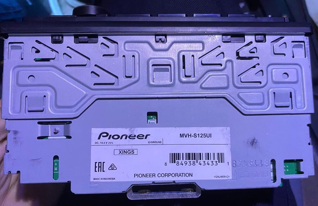 Pioneer MVH-S125UI təpptəzədi 1 2 həfdə işlətmişəm cızığı belə yoxdu — Elektronika, Gəncə (2)