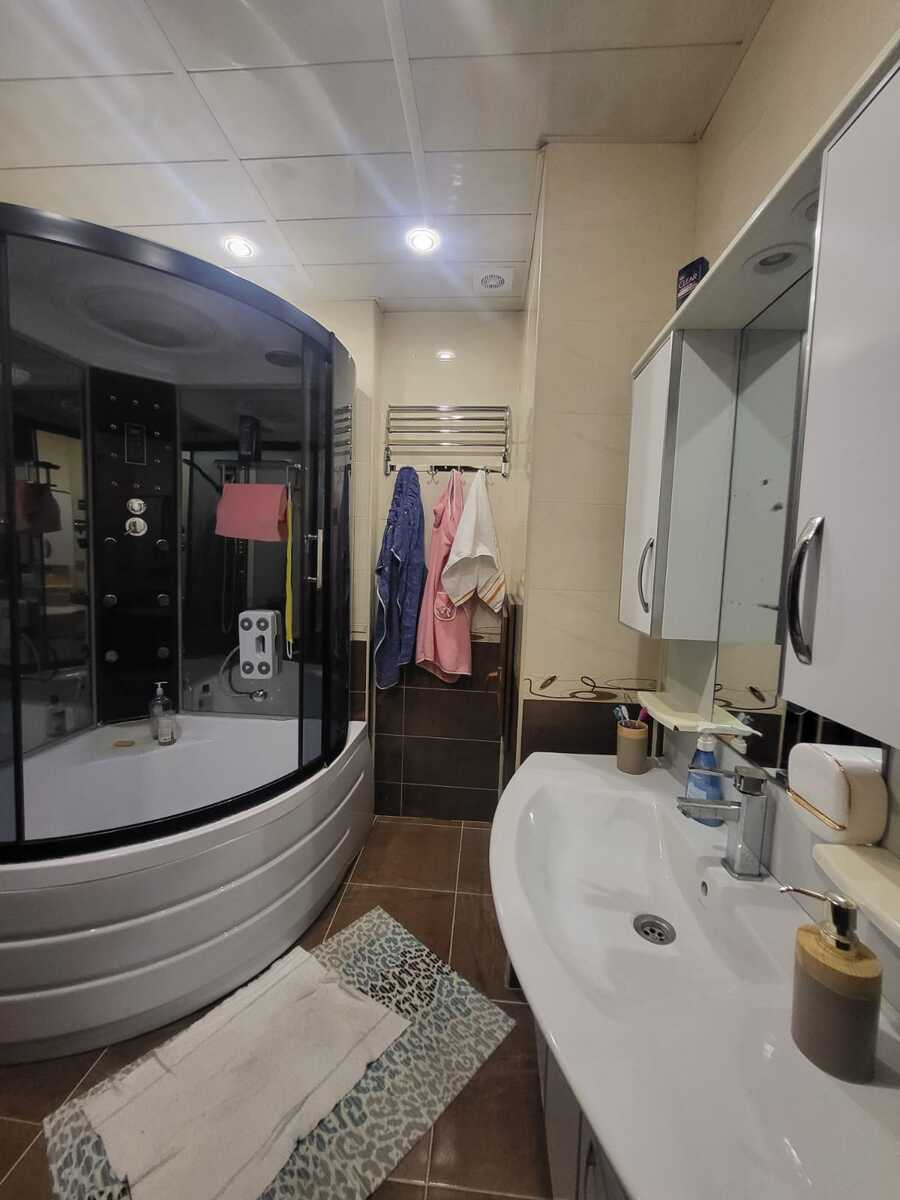 3-otaqlı yeni tikili kirayə verilir, Xalqlar m., 150 m² — Mənzil, Bakı (12)