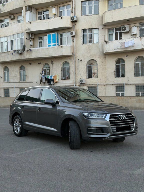 Audi Q7, 2.0 L, 2016 il, 239 000 km — Avtomobillər, Bakı (3)