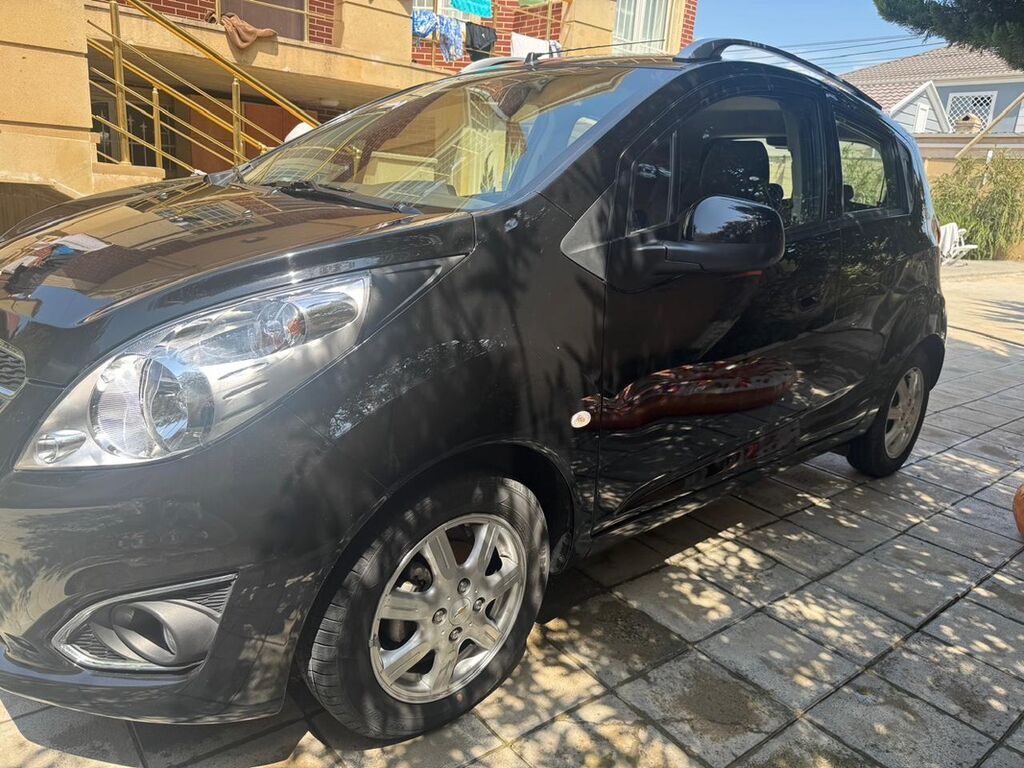Chevrolet Spark LT hatchback - Korpus: 5 qapılı kompakt hatchback — Avto, Bakı (7)