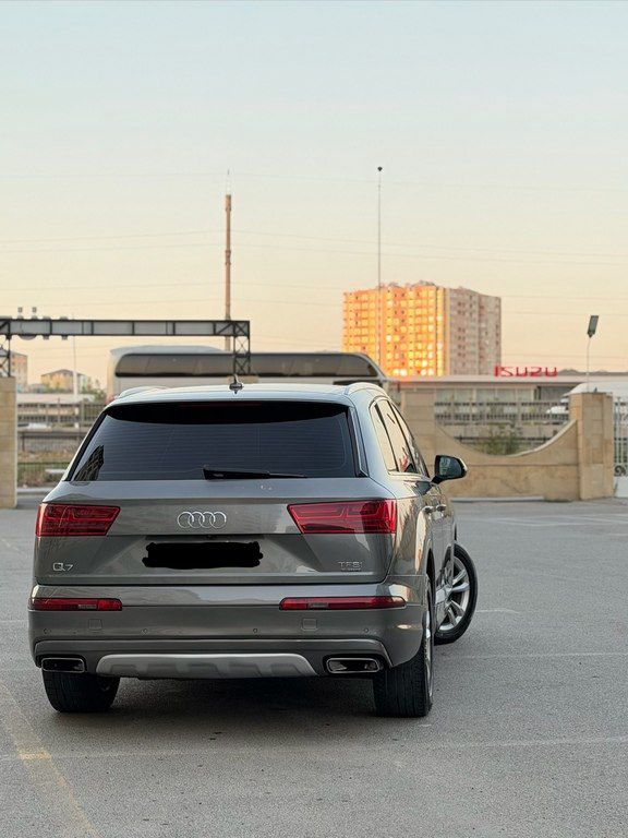Audi Q7, 2.0 L, 2016 il, 239 000 km — Avtomobillər, Bakı (6)
