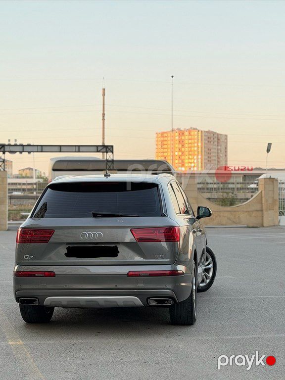 Audi Q7, 2.0 L, 2016 il, 239 000 km — Avtomobillər, Bakı (6)