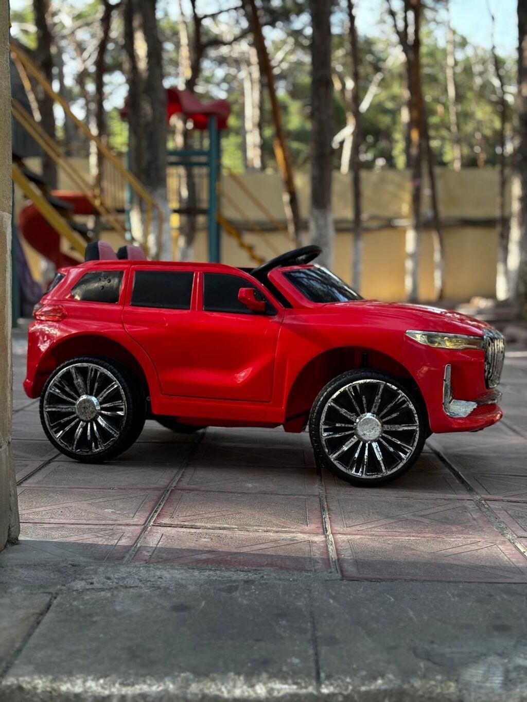 Uşaq elektrik maşını – YT-3588 model (qırmızı rəng) - Korpus: SUV — Mallar, Bakı (4)