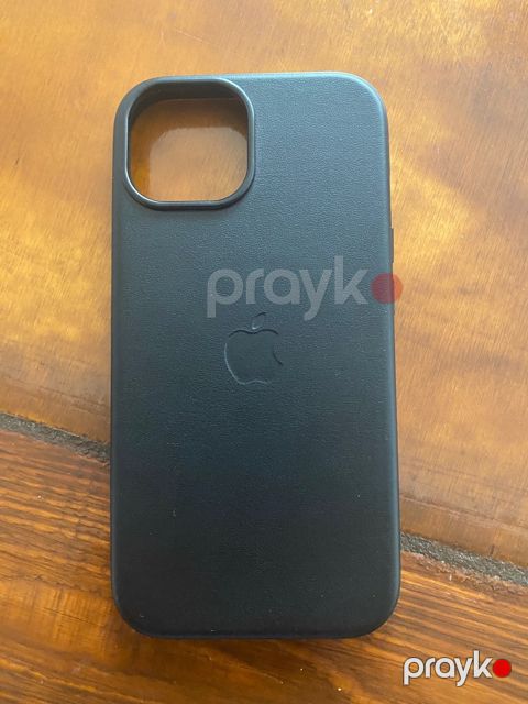 Apple iPhone 13 arxalığı