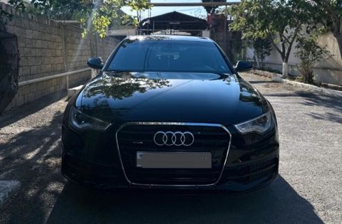 Audi A6, 2.0 L, 2014 il, 306 000 km — Bakı