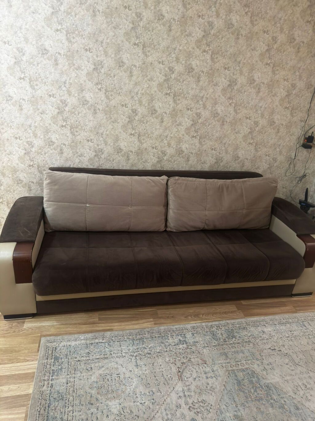 Divan, İşlənmiş, Bazalı, Vеlur parça, Çatdırılma yoxdur — Mebel, Bakı (2)