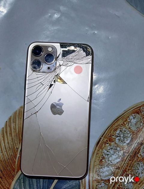 IPhone 11 Pro, 64 GB, Qızılı, Qırıq