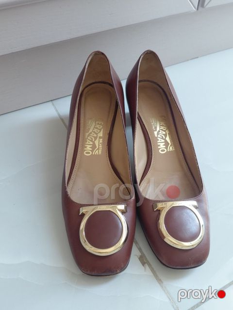 Salvatore Ferragamo qadın ayaqqabısı - Model: klassik balerina-stil