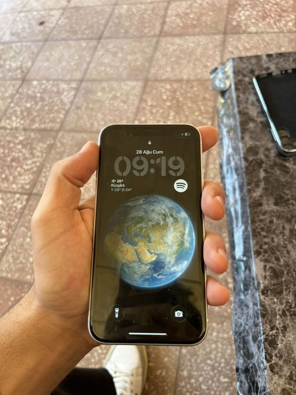 IPhone 11, Ağ — Apple iPhone, Digah (2)