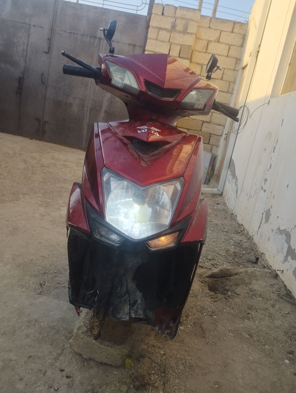 Demeli moped on hisseden qeza olunub yanlarında ciziglar var — Avto, Bakı (6)
