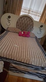 Yataq otağı mebeli — Furniture