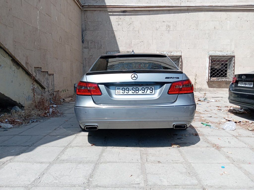 Mercedes E 250, 2.1 L, 2011 il, 336 000 km — Avtomobillər, Bakı (2)