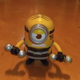 Minion fiquru – birgözlü xarakter dizaynı, sarı gövdə və metalik tək — McDonalds oyuncağlari — Toys