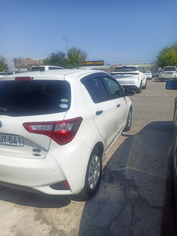 Toyota Vitz, 1.5 L, 0.9 kWh, 2019 il, 105 000 km — Avtomobillər, Bakı (5)