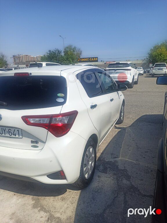 Toyota Vitz, 1.5 L, 0.9 kWh, 2019 il, 105 000 km — Avtomobillər, Bakı (5)