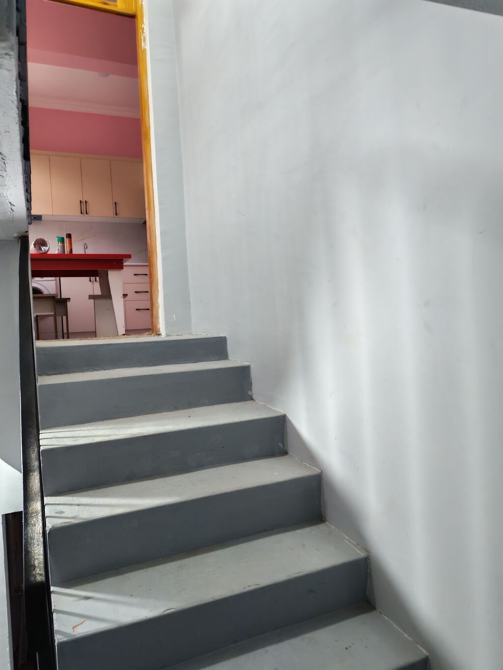 Diqqetle oxuyun Telebe Xanimlara Otaq Yoldaşi Lazimdir. EV Azadliq — Daşınmaz əmlak, Bakı (5)