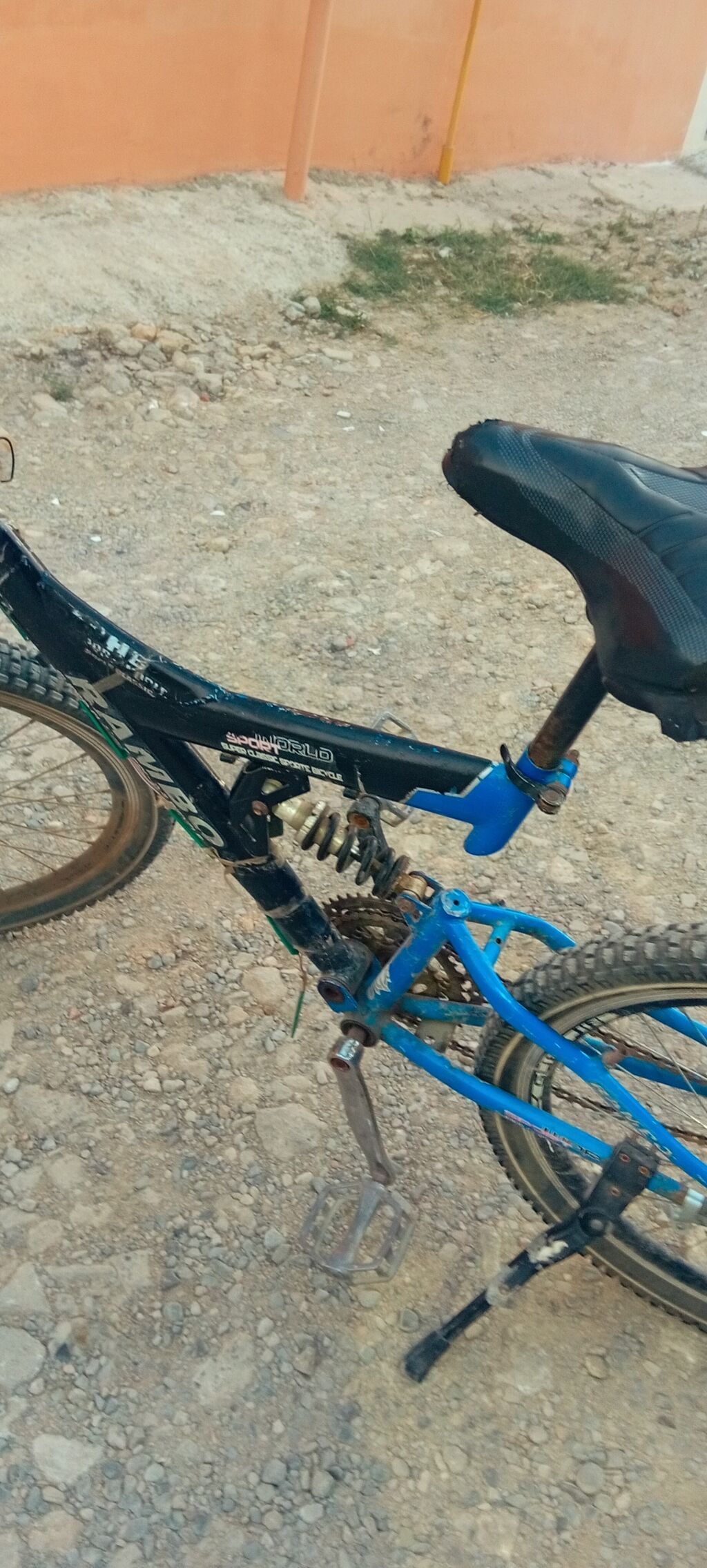 Orta amarizatırlı dağ tipli velosiped - Rəng: mavi-qara kombinasiyası — Dağ velosipedləri, Digah (5)