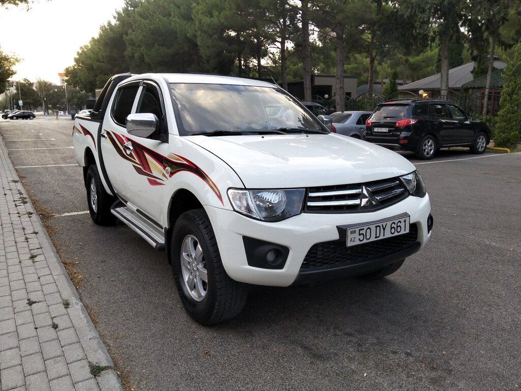 Mitsubishi L200, 2.5 L, 2014 il, 226 000 km — Avtomobillər, Xırdalan