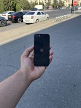 IPhone SE 2020, 64 GB, Qara — Fərid