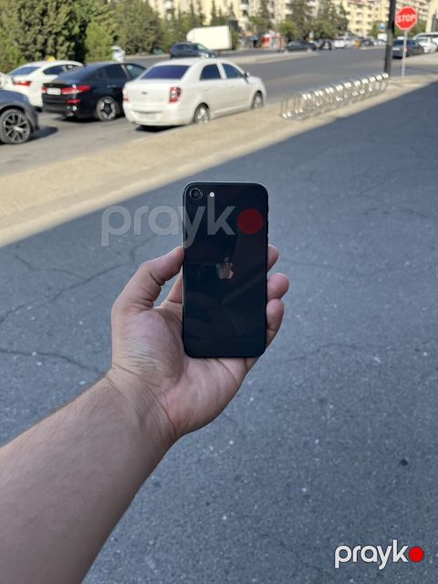 IPhone SE 2020, 64 GB, Qara