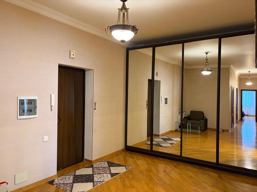 3-otaqlı yeni tikili kirayə verilir, Koroğlu Rəhimov küç., 152 m² — Mənzil, Bakı (7)
