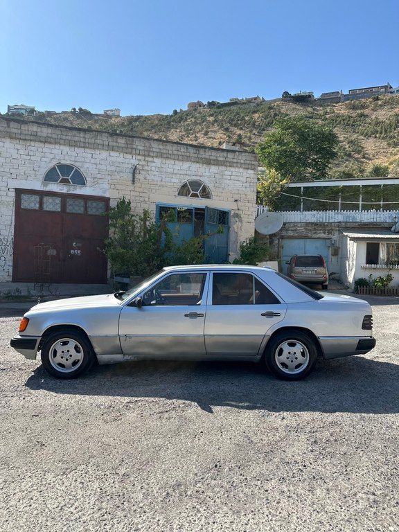 Mercedes 200 D, 2.0 L, 1992 il, 124 000 km — Avtomobillər, Bakı (5)
