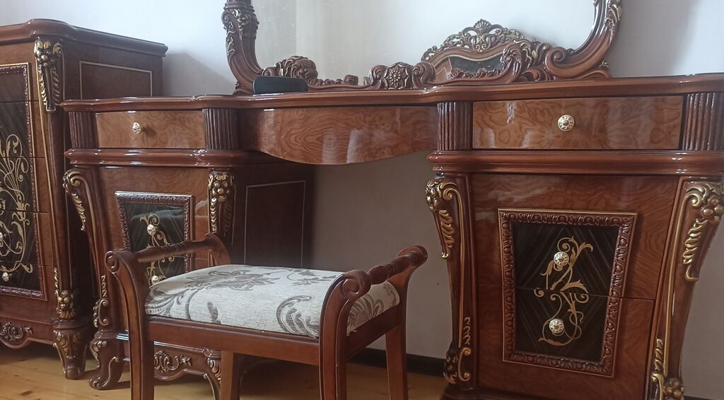 Yataq otağı dəsti – klassik barok üslubunda, zəngin oyma və qızılı — Mebel, Bakı (5)