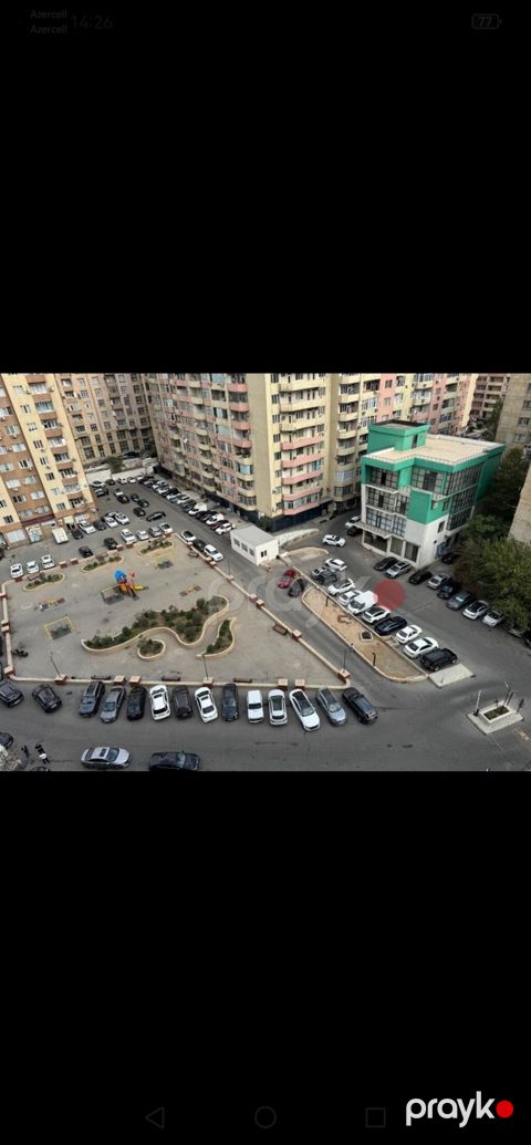 Tbilisi prospekt-İnqilabi kəsişməsi Həsən Əliyev1 küçəsində 3 otaq 138