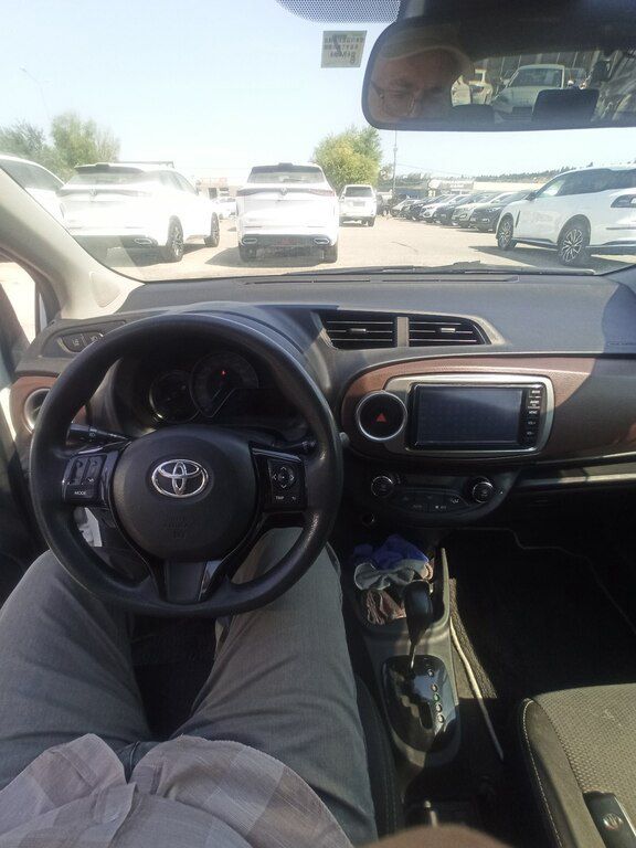 Toyota Vitz, 1.5 L, 0.9 kWh, 2019 il, 105 000 km — Avtomobillər, Bakı (3)
