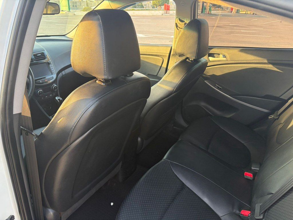 Hyundai Accent, 1.4 L, 2018 il, 100 000 km — Avtomobillər, Bakı (9)